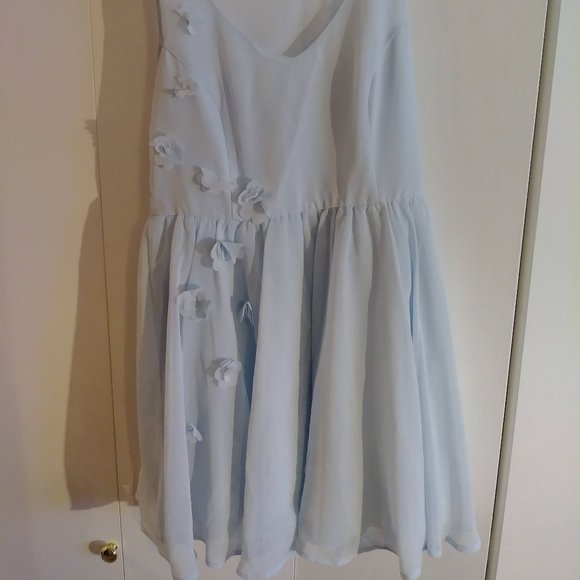 ice blue party dress size 14. - Picture 4 of 6